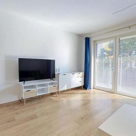 Air-Conditioned 2 Room Apartment, With Terrace, Rovinka 203 Esterno foto