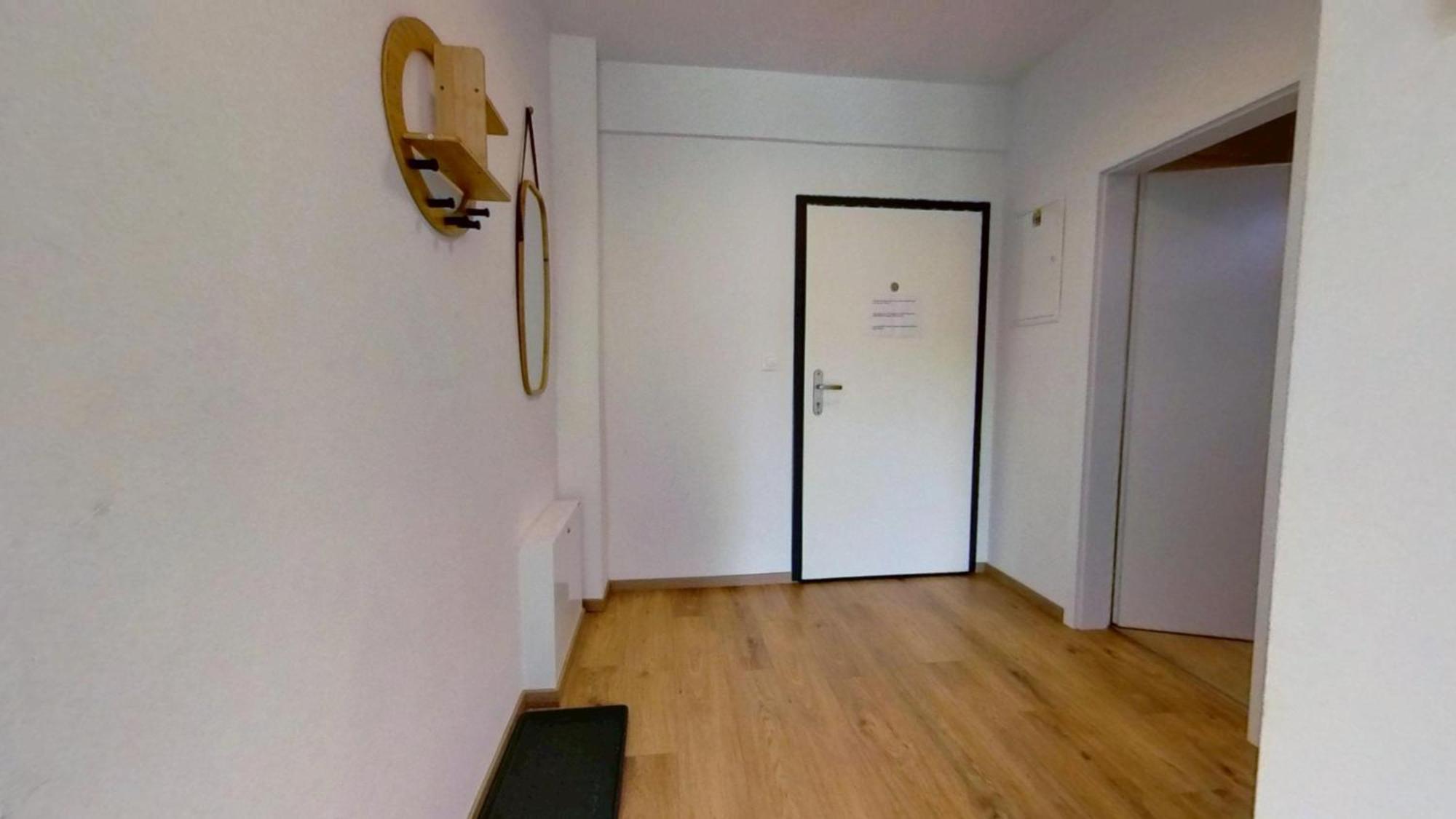 Air-Conditioned 2 Room Apartment, With Terrace, Rovinka 203 Esterno foto